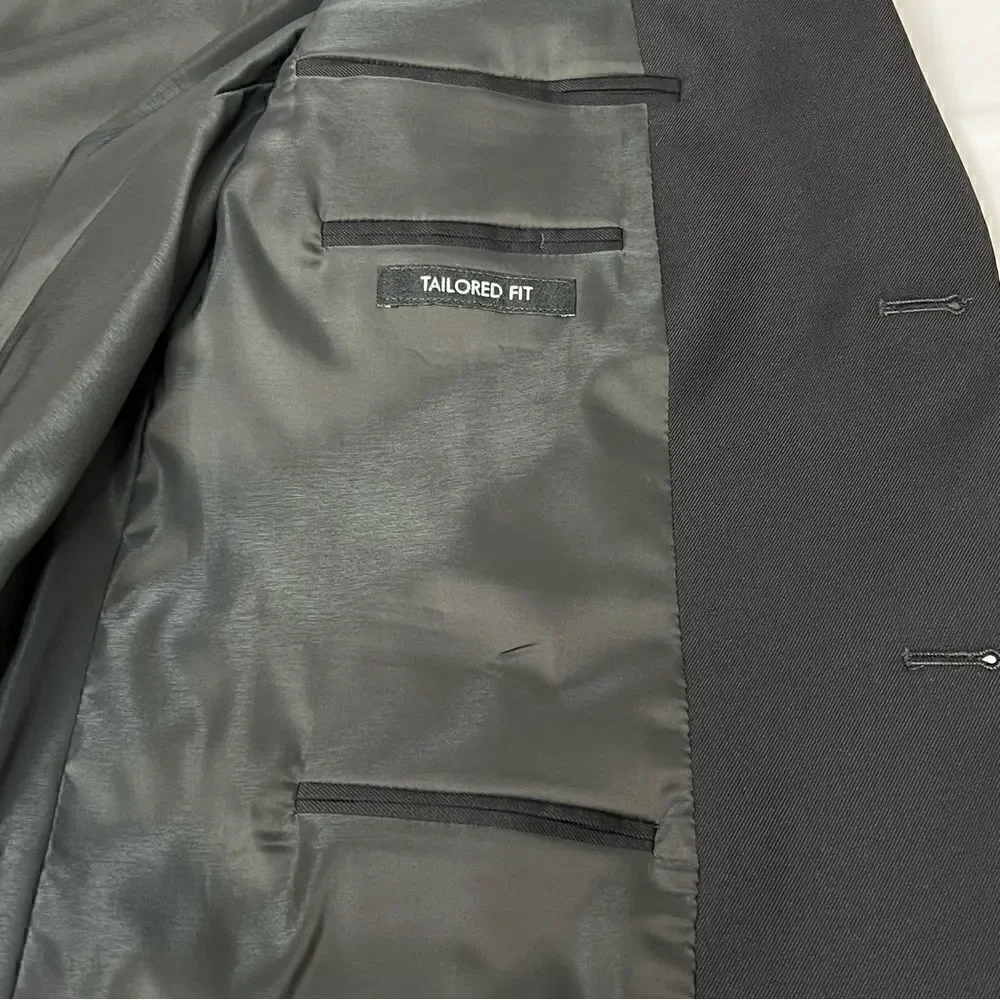 Jos A Bank black Chelsea traveler wool blazer size 48 regular
